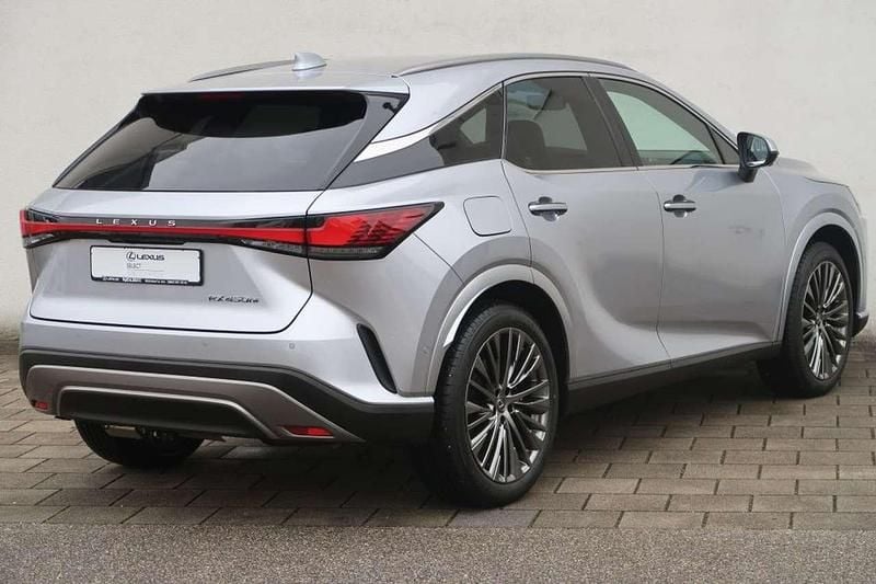 Gebraucht Lexus RX450h Luxury Line 309 PS (227 kW) 2023 Iridiumsilber SUV