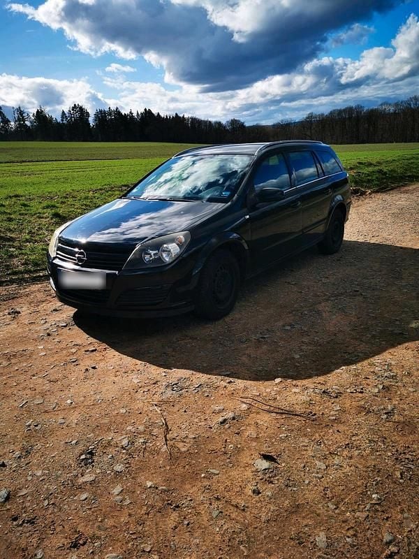 Gebraucht Opel Astra 105 PS (77 kW) 2005 Schwarz Kombi