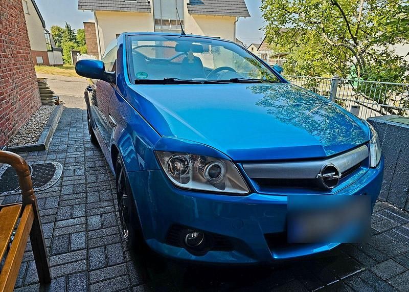 Gebraucht Opel Tigra Enjoy 90 PS (66 kW) 2005 Blau Cabrio