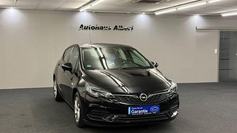 Gebraucht Opel Astra Edition 110 PS (80 kW) 2021 Schwarz Limousine