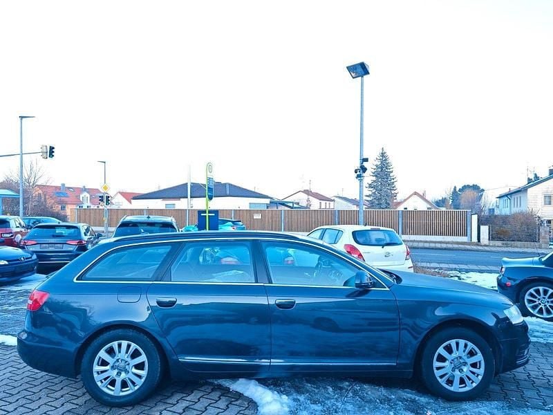Gebraucht Audi A6 Sport 220 PS (161 kW) 2011 Grau Kombi