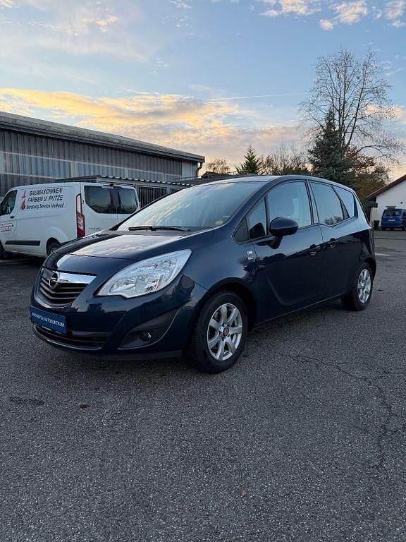 Blau Gebraucht 2012 Opel Meriva Van / Kleinbus | 5.990 € (Guter Preis) - Bild 1/4
