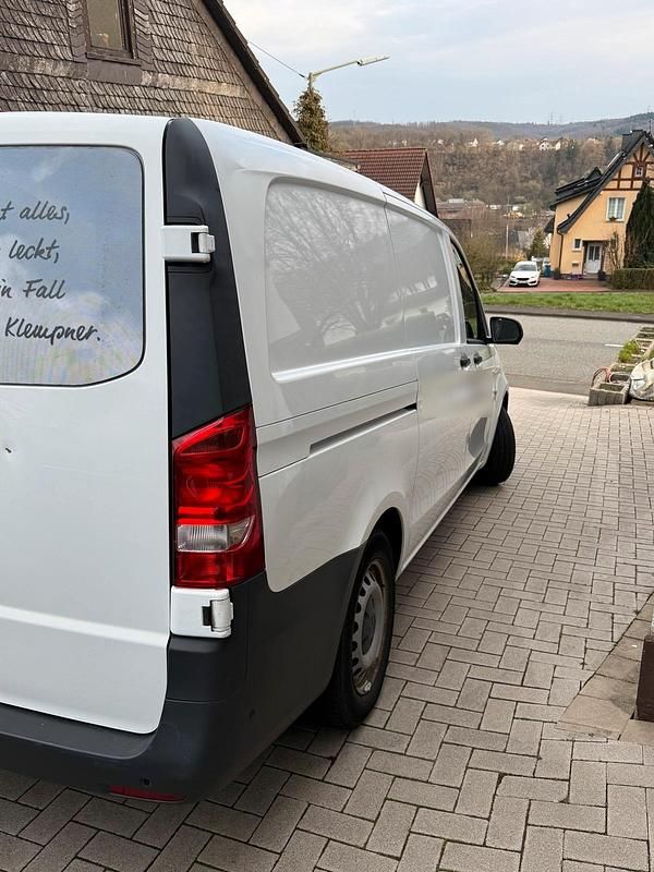 Gebraucht Mercedes Vito 163 PS (119 kW) 2016 Weiß Van