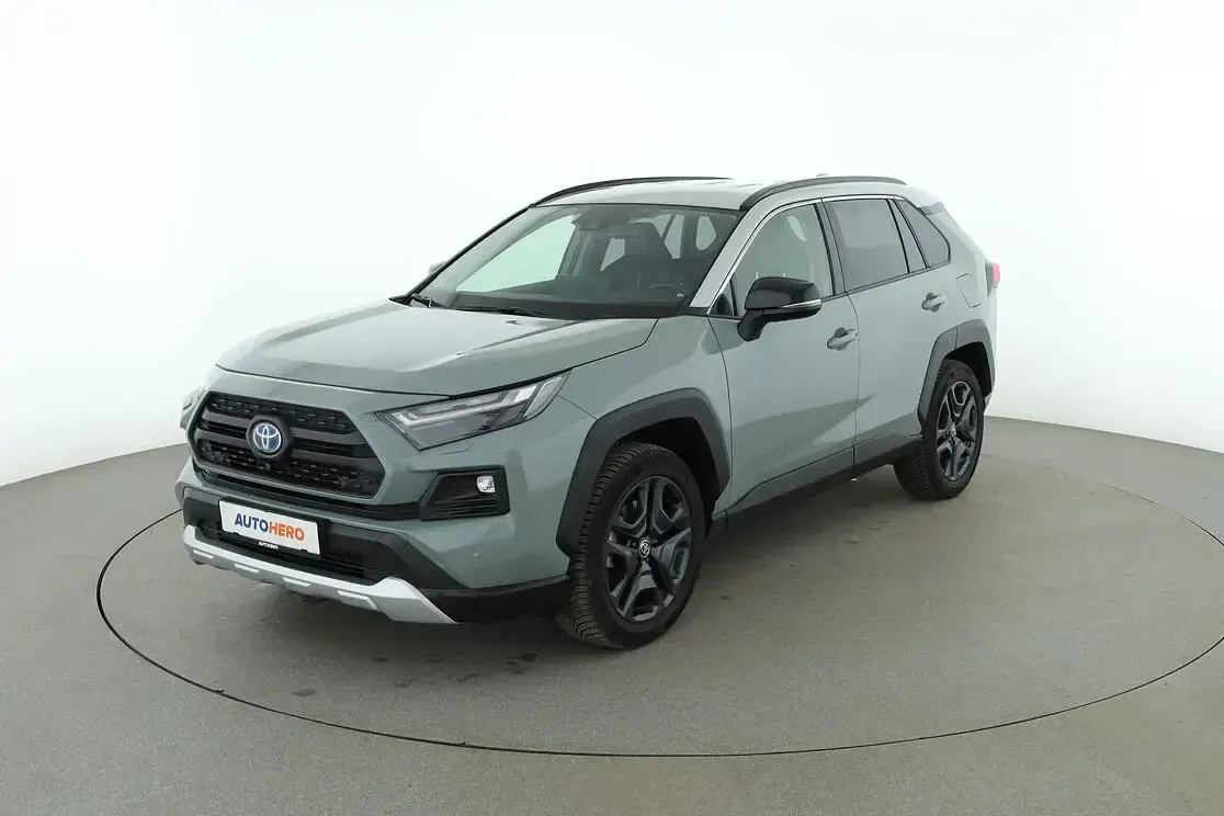 Gebraucht Toyota RAV4 Hybrid 120 PS (88 kW) 2023 SUV