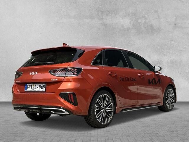 Gebraucht Kia Ceed GT-Line 140 PS (102 kW) 2024 Orange Kleinwagen
