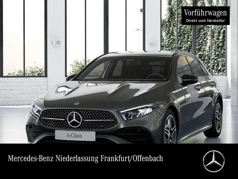 Grau Gebraucht 2025 Mercedes A200 AMG Limousine | 37.550 € (Teuer) - Bild 1/4
