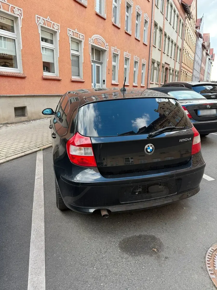 Gebraucht BMW 120 163 PS (119 kW) 2005 Schwarz Kleinwagen