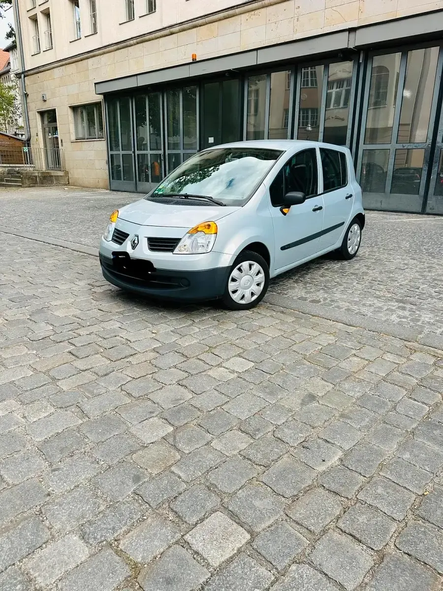 Używany Renault Modus 75 KM (55 kW) 2005 Srebrny Minivan