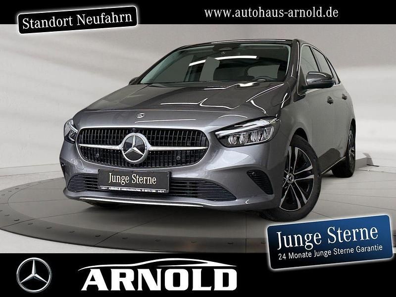 Mountaingrau Gebraucht 2024 Mercedes B220 Progressive Van / Kleinbus | 32.800 € (Guter Preis) - Bild 1/4