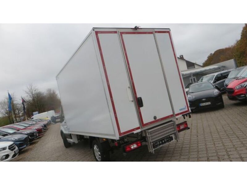 Gebraucht Ford Transit Trend 131 PS (96 kW) 2022 Frostweiß Van