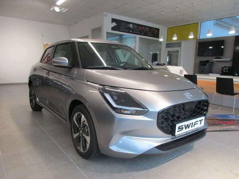 Silber Neu 2025 Suzuki Swift Limousine | 22.150 € - Bild 1/4