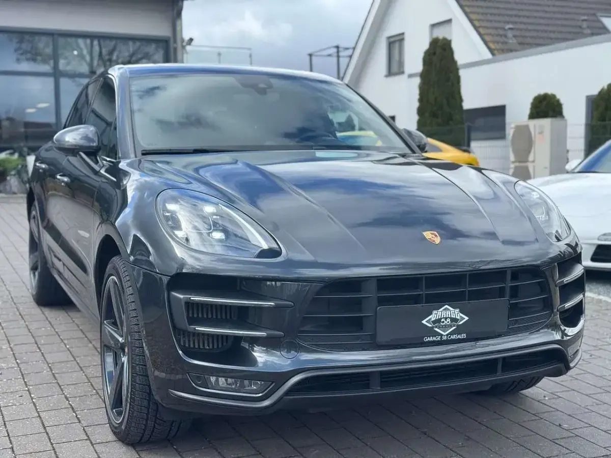 Gebraucht Porsche Macan Turbo Sport 400 PS (294 kW) 2018 Grau SUV