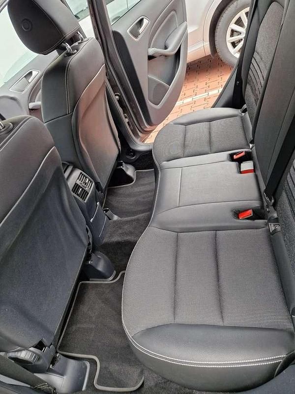 Gebraucht 2017 Mercedes B200 Edition Van / Kleinbus | 17.300 € (Fairer Preis) - Bild 1/4