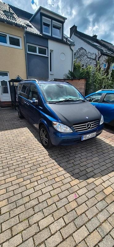 Blau Gebraucht 2006 Mercedes Viano Van / Kleinbus | 5.999 € (Guter Preis) - Bild 1/4