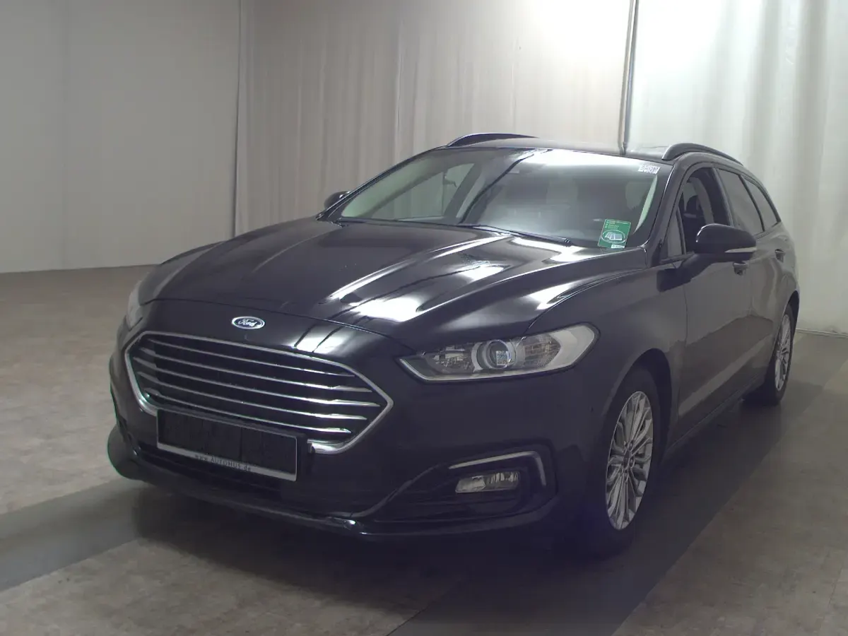Gebraucht Ford Mondeo Trend 150 PS (110 kW) 2021 Schwarz Kombi