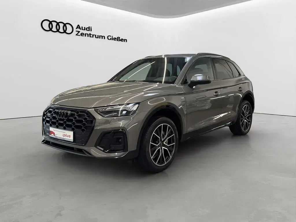 Gebraucht Audi Q5 Competition 204 PS (150 kW) 2023 Grau SUV