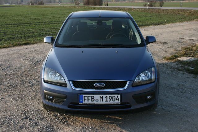 Gebraucht Ford Focus Sport 116 PS (85 kW) 2006 Blau metallic Limousine