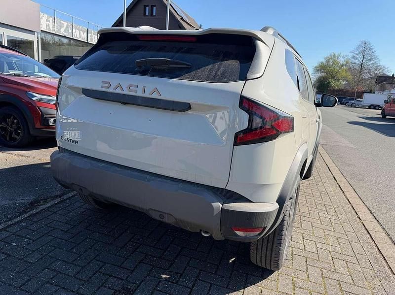 Neu Dacia Duster Extreme 122 PS (89 kW) 2026 Sandsteinbeige SUV
