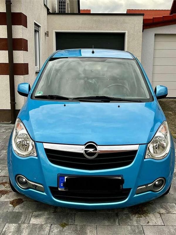 Blau Gebraucht 2009 Opel Agila Edition Kombi | 3.500 € - Bild 1/4