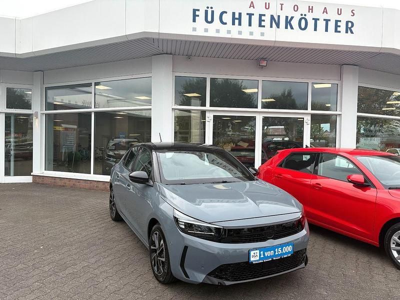 Grau Gebraucht 2024 Opel Corsa Limousine | 17.850 € (Fairer Preis) - Bild 1/4