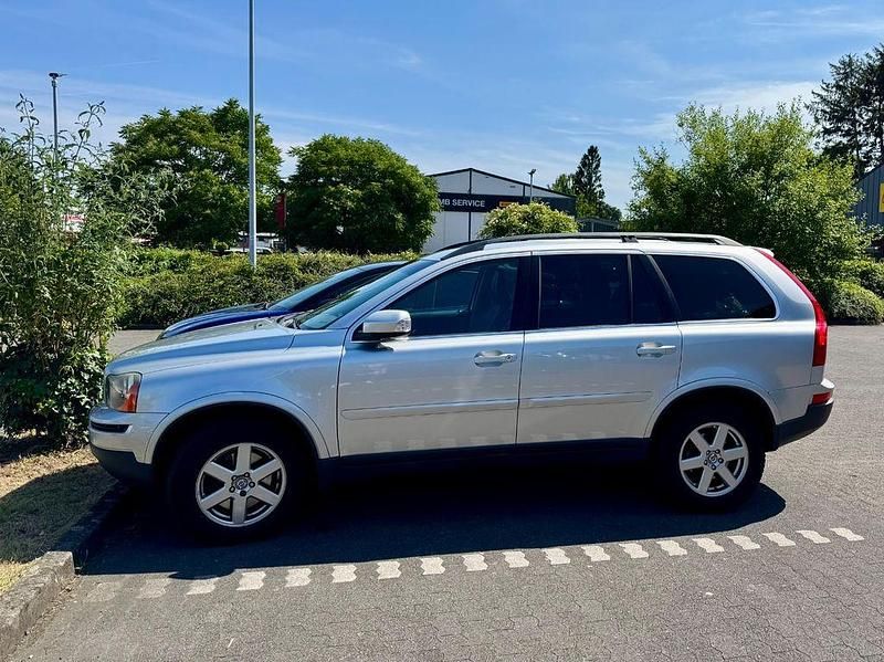 Silber Gebraucht 2008 Volvo XC90 Momentum SUV | 9.500 € (Etwas zu teuer) - Bild 1/4