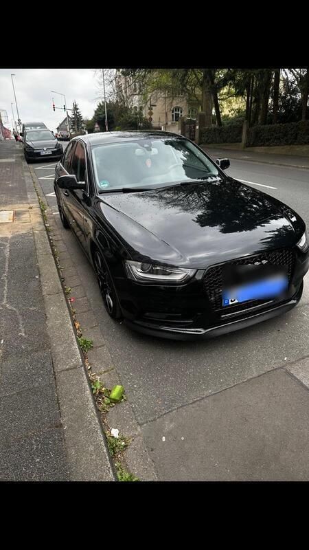 Schwarz Gebraucht 2013 Audi A4 Limousine | 8.850 € (Guter Preis) - Bild 1/4