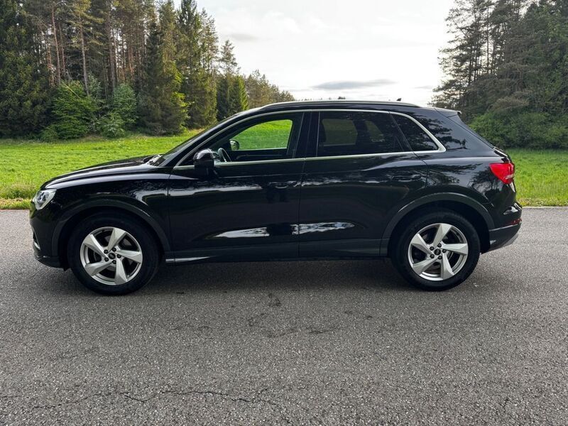 Schwarz Gebraucht 2022 Audi Q3 Advanced SUV | 22.999 € (Guter Preis) - Bild 1/4