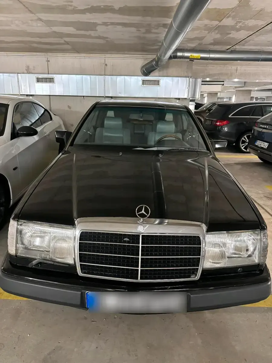 Gebraucht Mercedes E300 1989 Schwarz Coupé