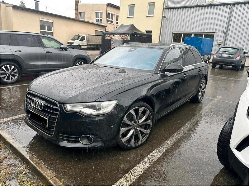 Schwarz Gebraucht 2012 Audi A6 Kombi | 6.900 € (Superpreis) - Bild 1/4