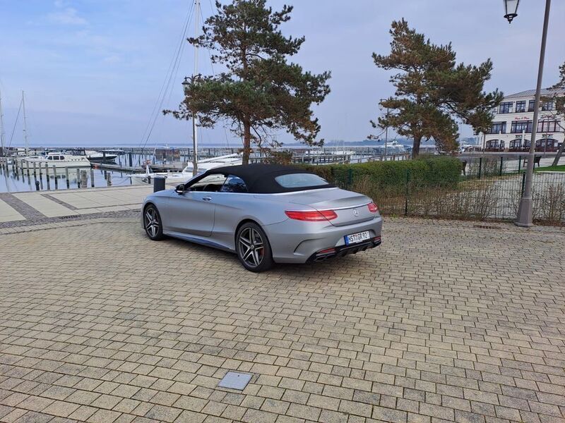 Silber Gebraucht 2018 Mercedes S63 AMG AMG Cabrio | 85.900 € (Superpreis) - Bild 1/4