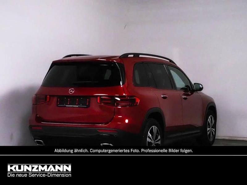 Gebraucht Mercedes GLB250 Night 224 PS (164 kW) 2024 Rot SUV