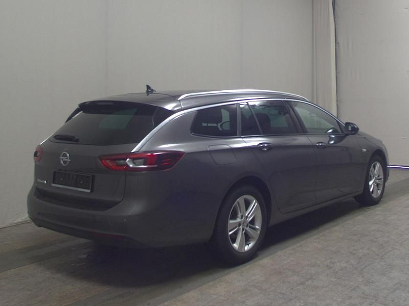 Gebraucht Opel Insignia Business 122 PS (89 kW) 2022 Mondstein grau Kombi
