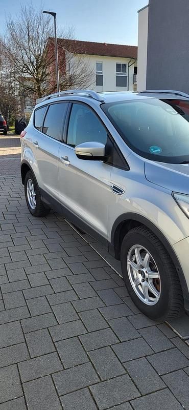Gebraucht Ford Kuga 140 PS (102 kW) 2013 Silber SUV
