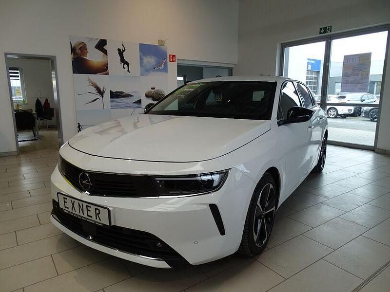 Gebraucht Opel Astra Edition 181 PS (133 kW) 2022 Weiß Limousine