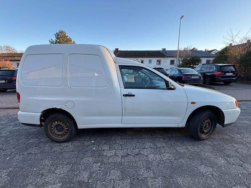 Gebraucht VW Caddy 60 PS (44 kW) 2001 Weiß Van / Kleinbus