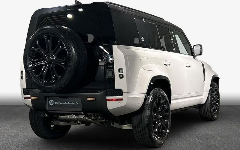 Neu Land Rover Defender 635 PS (467 kW) 2026 Grau SUV