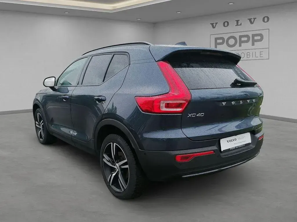 Gebraucht Volvo XC40 Plus 197 PS (144 kW) 2025 Denim blue / metallic SUV