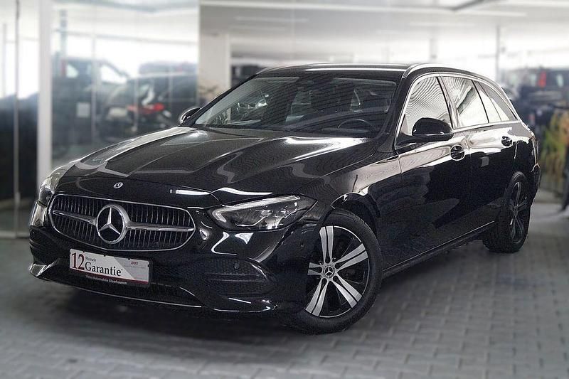 Schwarz Gebraucht 2022 Mercedes C200 Limousine | 22.990 € (Guter Preis) - Bild 1/4