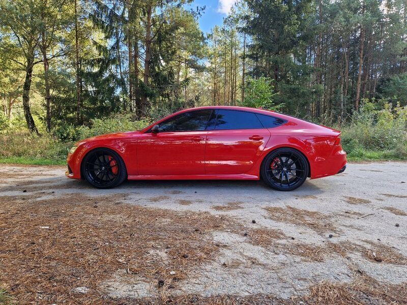 Rot Gebraucht 2016 Audi RS7 Performance Kleinwagen | 65.000 € - Bild 1/4
