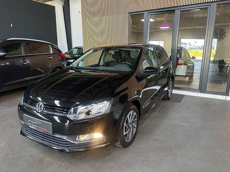 Schwarz Gebraucht 2017 VW Polo Sound Limousine | 8.490 € (Guter Preis) - Bild 1/4