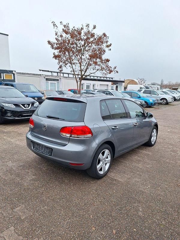 Gebraucht VW Golf VI Team 86 PS (63 kW) 2011 Grau Kleinwagen