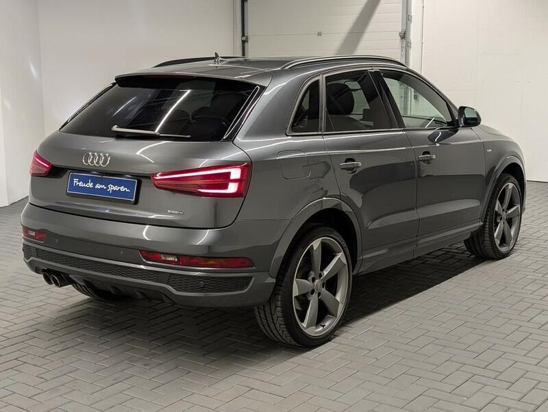 Gebraucht Audi Q3 S-Line 150 PS (110 kW) 2015 Grau (daytonagrau perleffekt) SUV