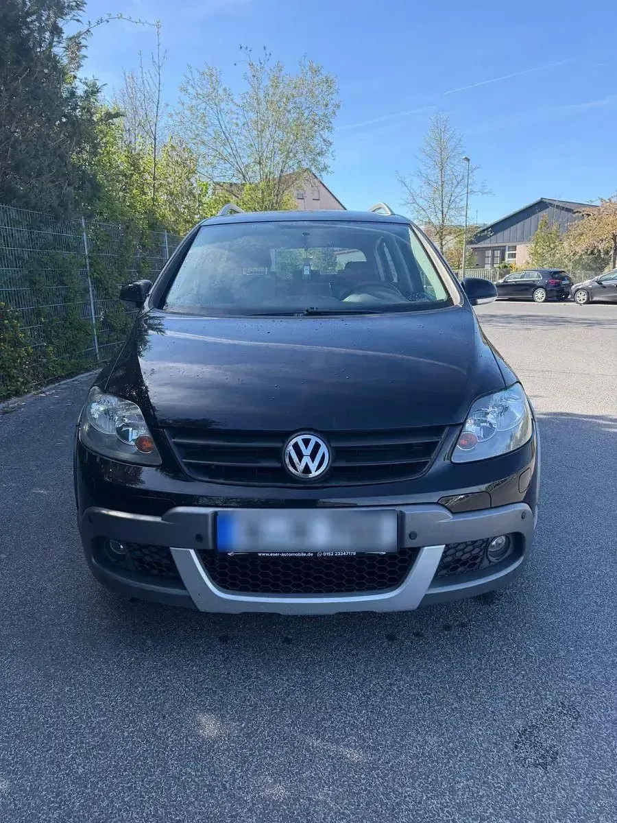 Second-hand VW Golf Plus Cross 140 CP (102 kW) 2007 Negru Monovolum