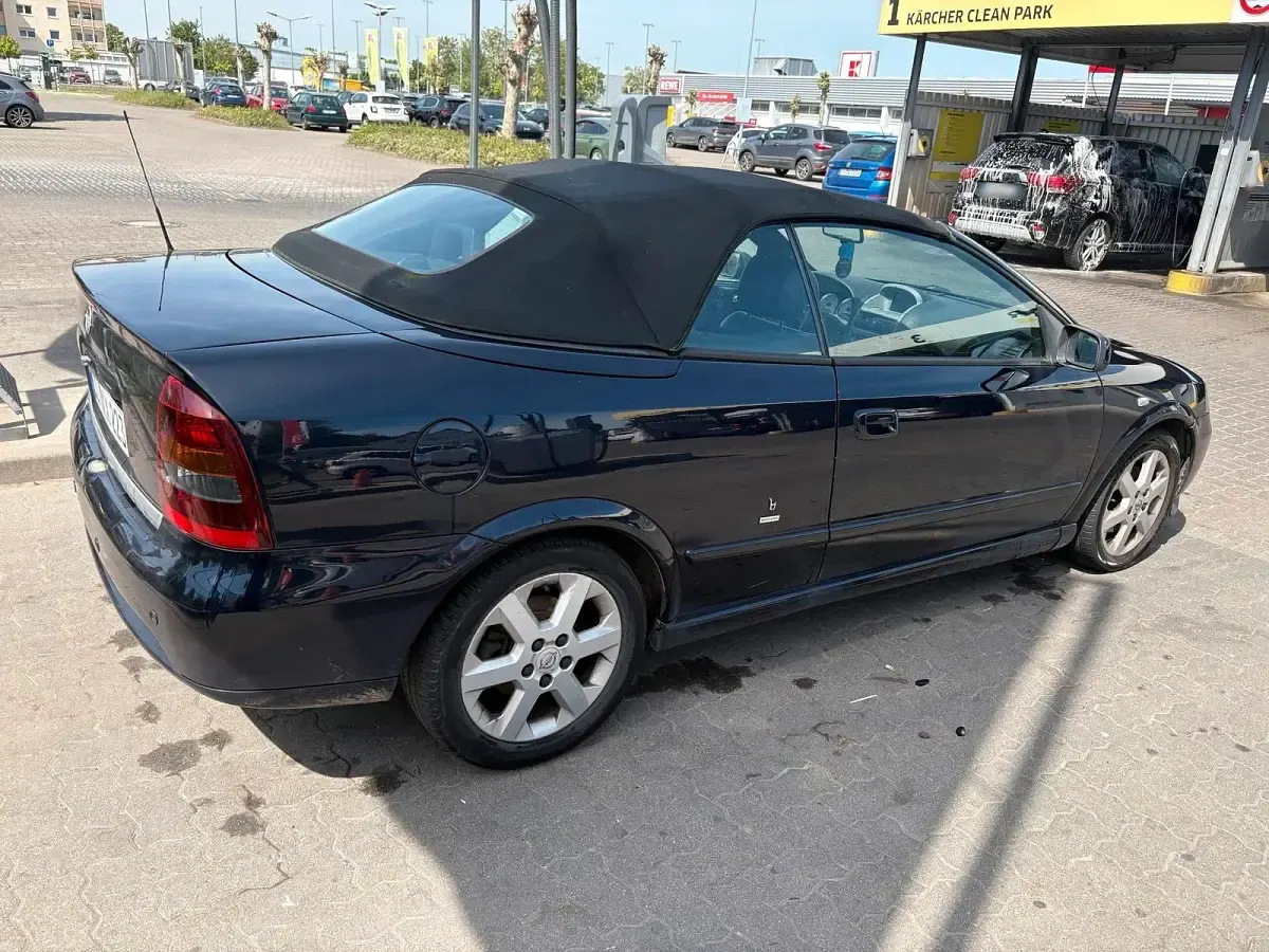 Gebraucht Opel Astra 147 PS (108 kW) 2003 Blau Cabrio