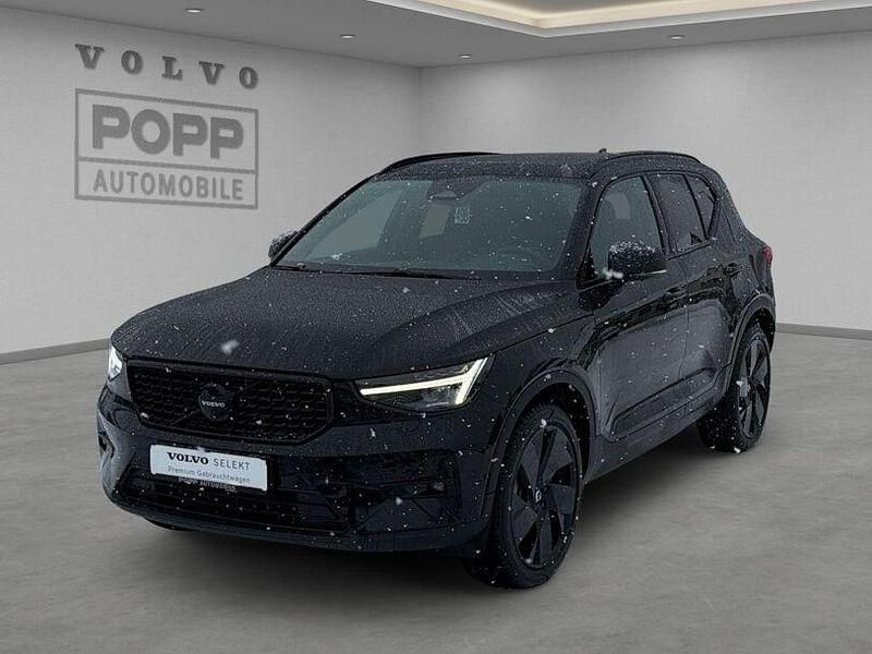 Gebraucht Volvo XC40 Plus 163 PS (119 kW) 2025 Onyx black / metallic SUV