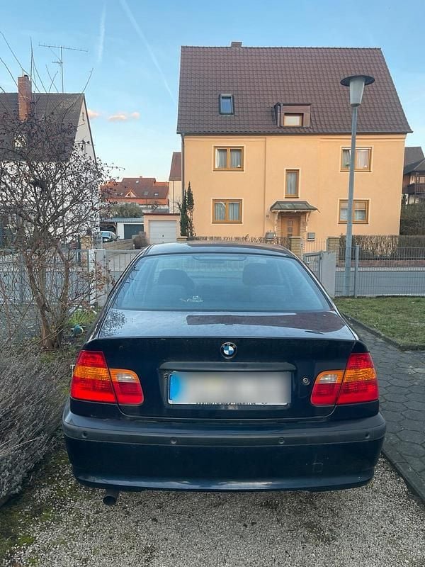 Gebraucht BMW 316 115 PS (84 kW) 2002 Blau Limousine