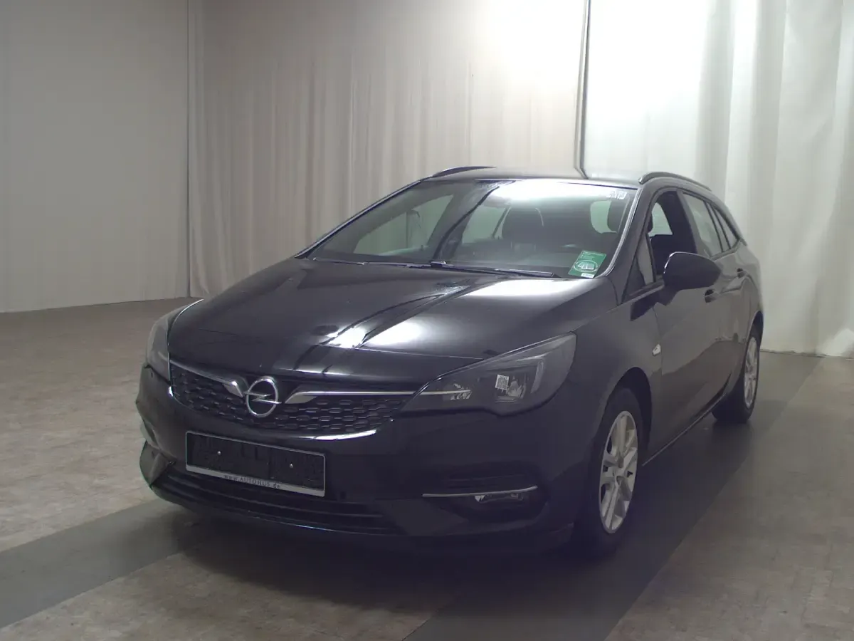 Gebraucht Opel Astra Business 105 PS (77 kW) 2022 Schwarz Kleinwagen
