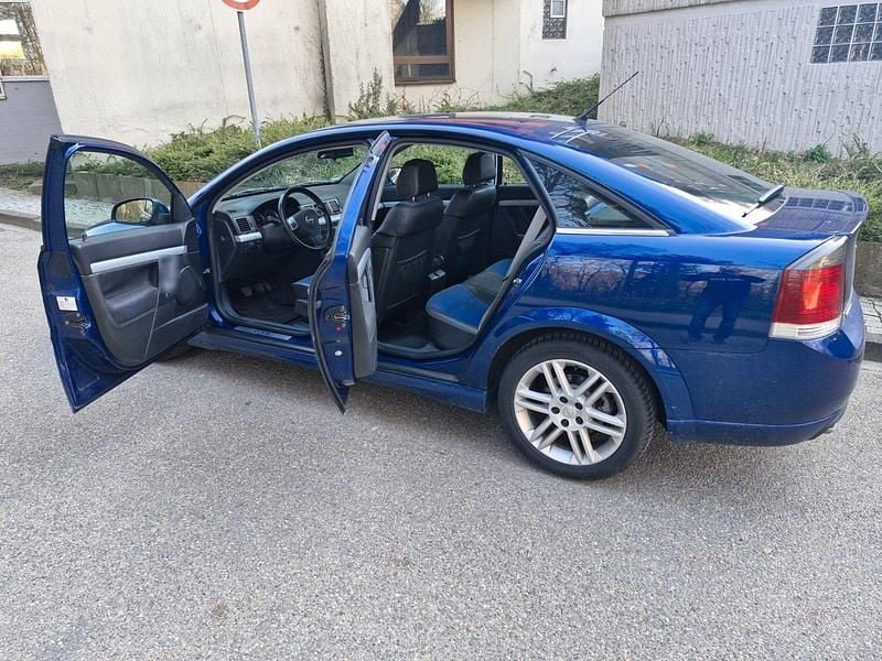 Gebraucht Opel Vectra GTS 155 PS (114 kW) 2004 Blau Limousine