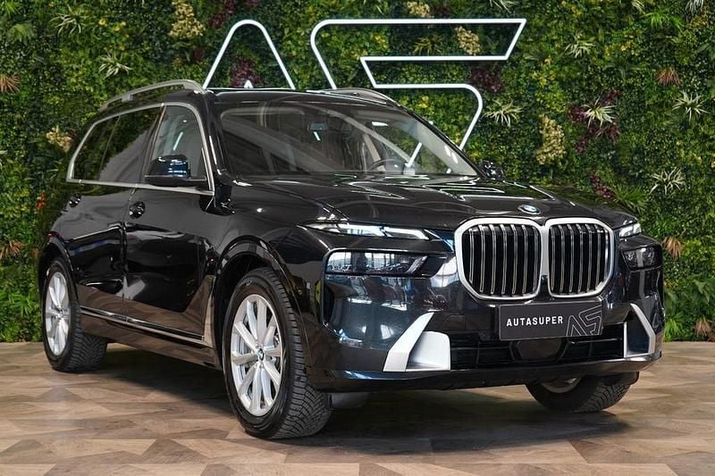 Gebraucht BMW X7 352 PS (258 kW) 2023 Schwarz SUV