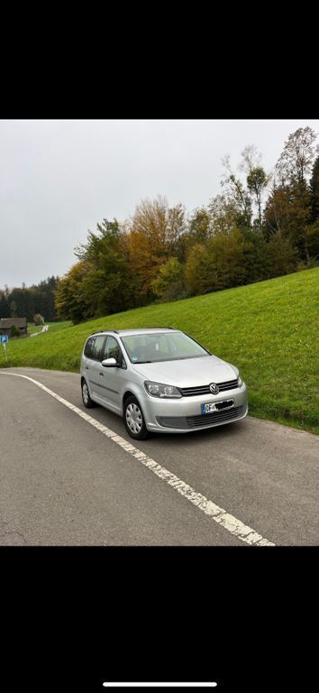 Grau Gebraucht 2011 VW Touran Van / Kleinbus | 5.900 € (Guter Preis) - Bild 1/4